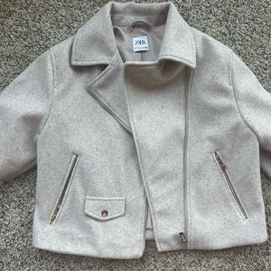 Zara structured cropped jacket with collar (worn once)